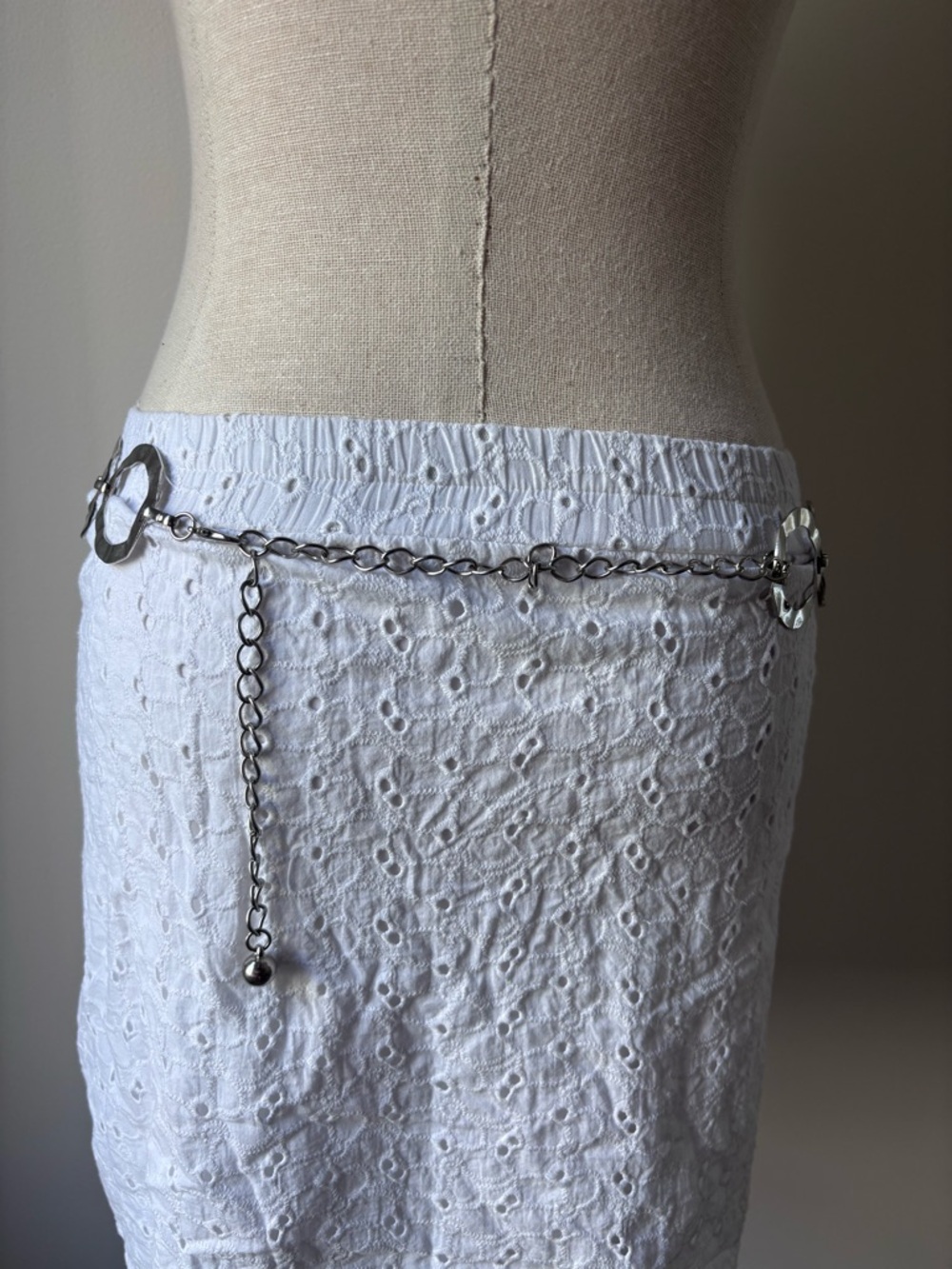 Silver Chain Metal Circle Belt - Picture 4 of 4